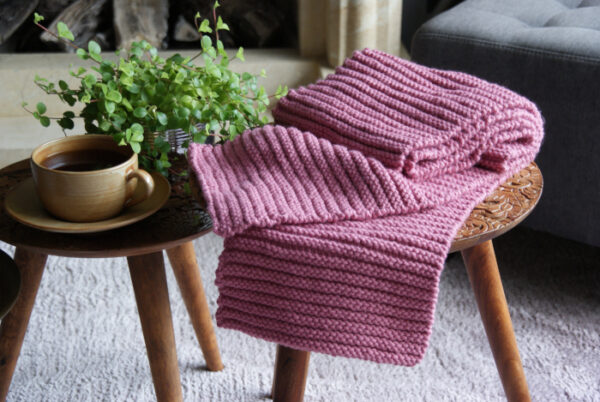 Snug Ribbed Scarf Knitting Pattern - Image 3