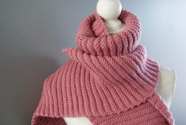 Snug Ribbed Scarf Knitting Pattern - Image 7