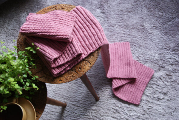 Snug Ribbed Scarf Knitting Pattern - Image 8