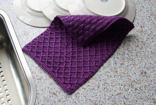 Charming Dishcloth with Smocking Stitch Knitting Pattern - Image 6